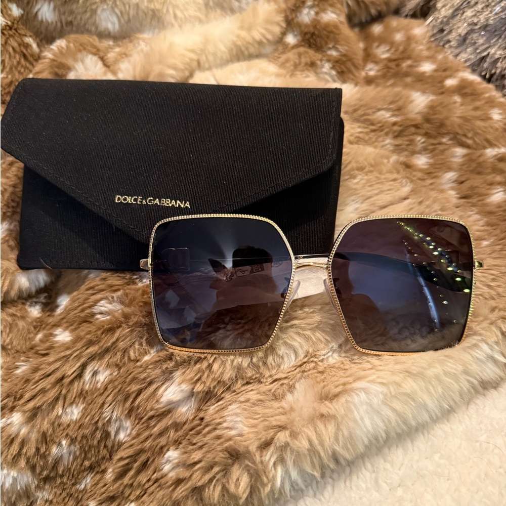 Dolce & Gabbana Women's Black and Gold Sunglasses